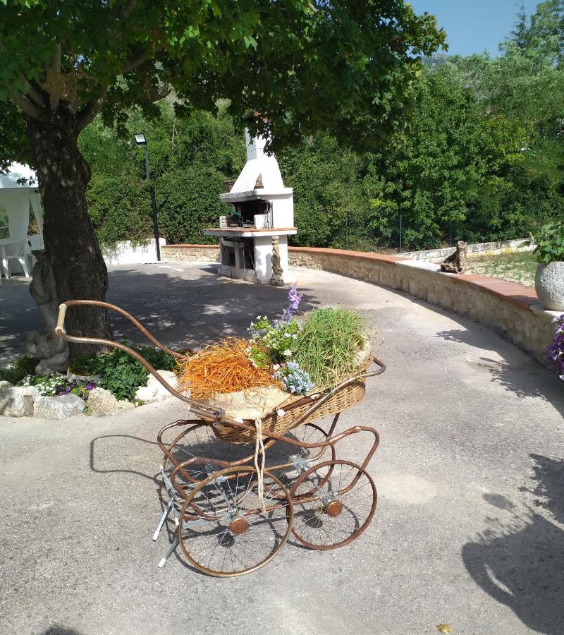 "Il Miglio" Country House Pettorano sul Gizio Dış mekan fotoğraf